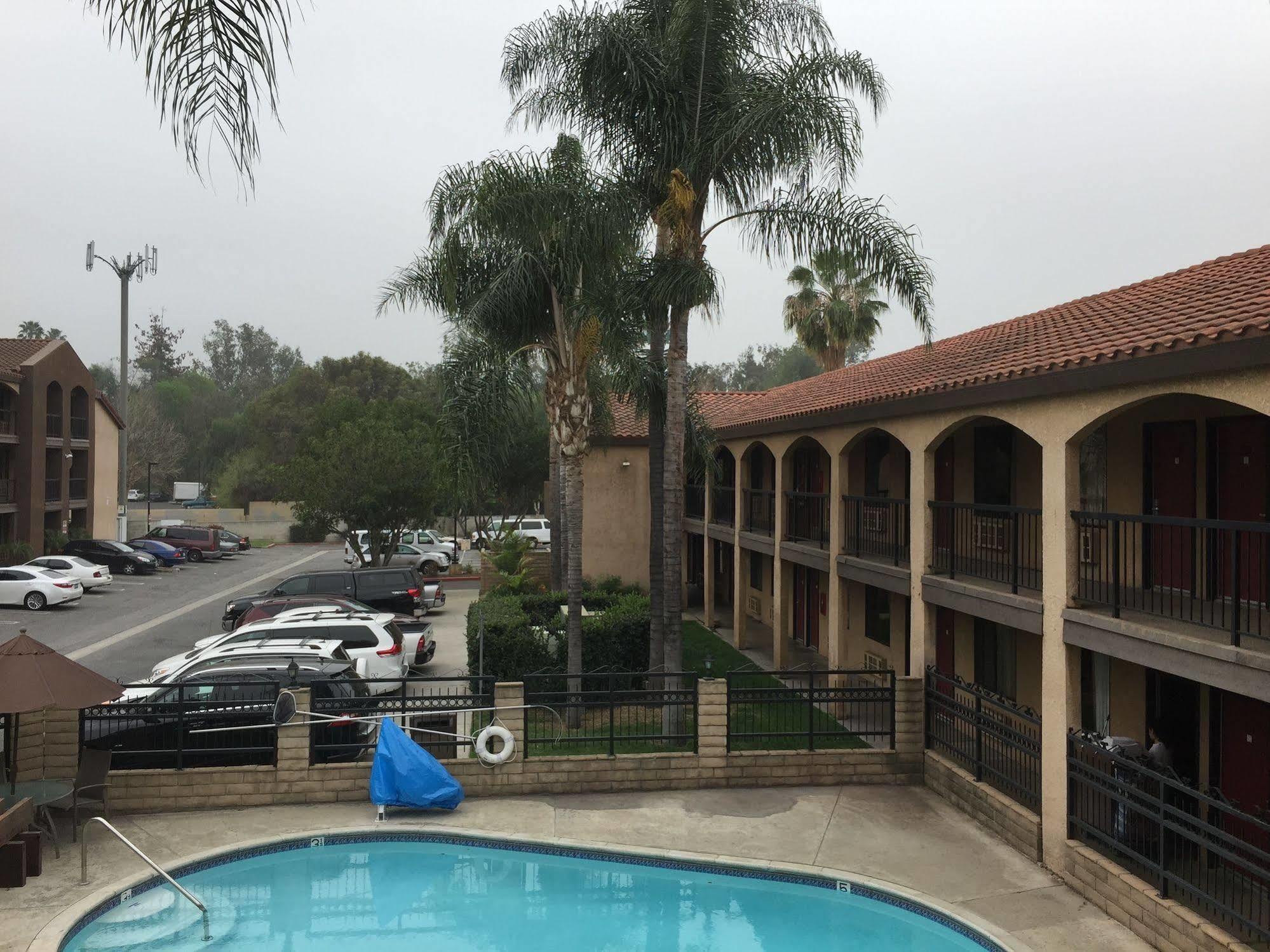 Five Star Inn West Covina Eksteriør bilde